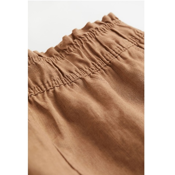 h & m • linen shorts - Picture 4 of 5